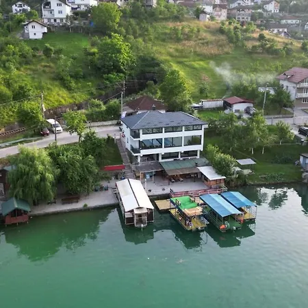 아파트 Hara, Luxury Lakeside With Exquisite View *