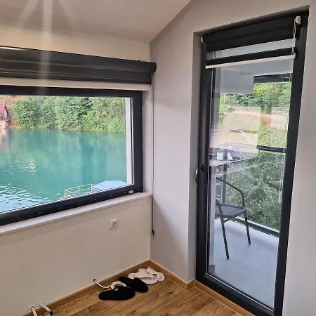 Hara, Luxury Lakeside With Exquisite View Apartment *